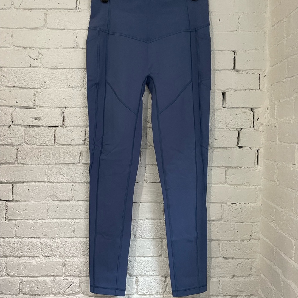 NWOT Lululemon Workout Pants